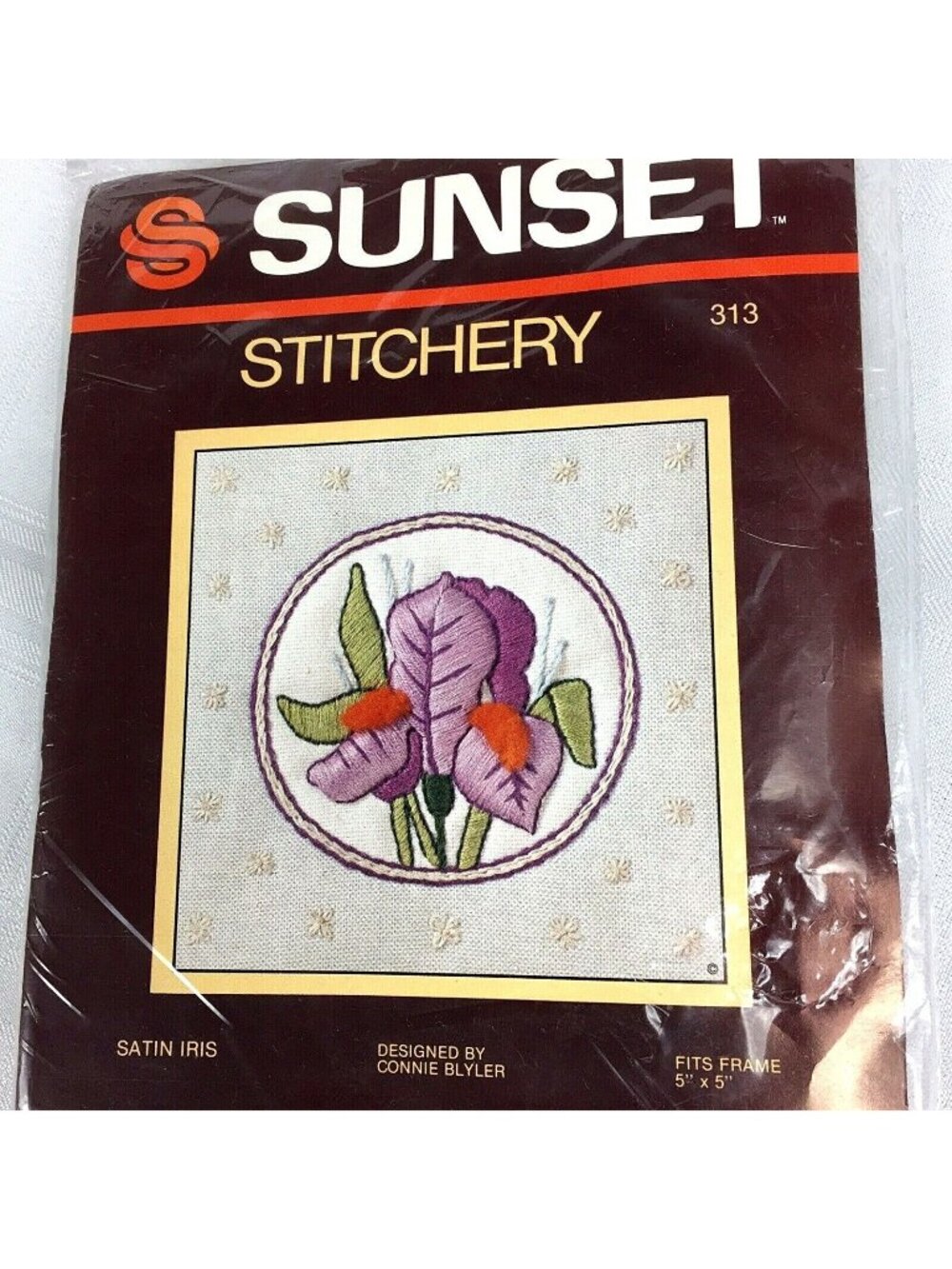 New Vtg Sunset Lavender SATIN IRIS Crewel Embroidery Stitch Kit Connie Blyler